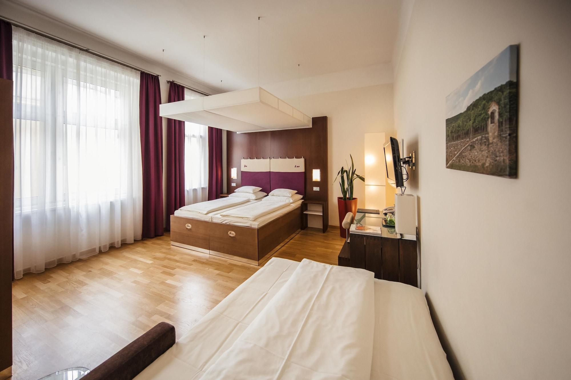 Rathaus - Wein&design Hotel Wien