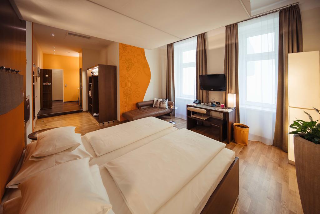 Rathaus - Wein&design Hotel Wien